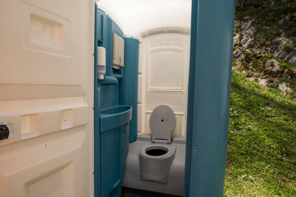 Types of Portable Toilets We Offer in Shannondale, WV